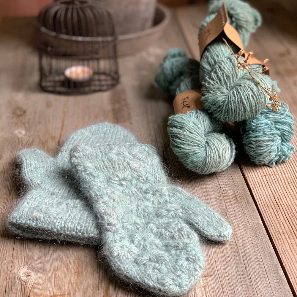 Late Bloomer Mittens Kit 10 Late Bloomer Mittens Kit - Image 8