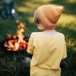 Trails & Valleys: Knitwear For Family Adventures 25 Trails & Valleys: Knitwear For Family Adventures -loop knitting store LindseyFowler Trails Valleys Backcountry Beanie