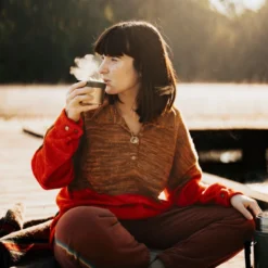 Trails & Valleys: Knitwear For Family Adventures 26 Trails & Valleys: Knitwear For Family Adventures -loop knitting store LindseyFowler Trails Valleys DaybreakPullover 2