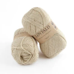 CaMaRose Løvfald 24 CaMaRose Løvfald -loop knitting store Lovfald 1402 Natur at Loop London