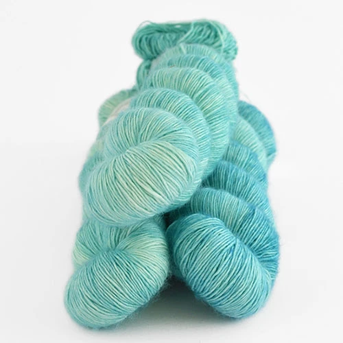 La Bien Aimée Merino Singles 10 La Bien Aimée Merino Singles - Image 8