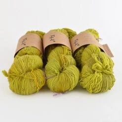 Lichen And Lace - 1 Ply Merino Fingering 28 Lichen And Lace - 1 Ply Merino Fingering -loop knitting store Merino 20Fingering 20Citron 20at 20Loop 20London 1592573364