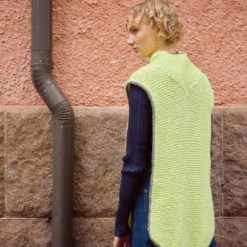 Knit Pop: Designs For The Modern Maker 25 Knit Pop: Designs For The Modern Maker -loop knitting store Miki Teragaki Brillante 2