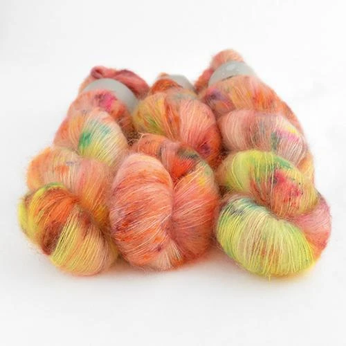 Qing Fibre - Silk Mohair 5 Qing Fibre - Silk Mohair - Image 3