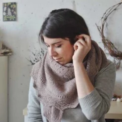 Mandarine's - Moonlight Garden Shawl -loop knitting store Moonlight Garden at 20Loop 20London 204 1583938421