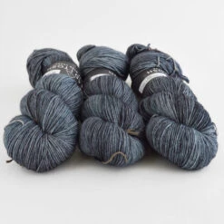 Madelinetosh - Pashmina 25 Madelinetosh - Pashmina -loop knitting store New Pashmina Dr Zhivago s Sky at Loop Knitting