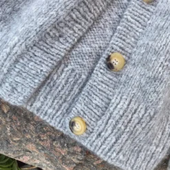 PetiteKnit - Novice Cardigan (chunky Edition) -loop knitting store NoviceCardiganChunkyatLoopLondon7