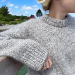 PetiteKnit - Novice Sweater (chunky Edition) -loop knitting store NovicesweaterchunkyatLoopLondon3