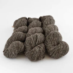 Quince & Co Owl 29 Quince & Co Owl -loop knitting store OwlPapuan305atLoopLondon