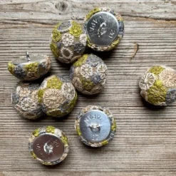 Minä Perhonen Fabric Buttons (20mm) -loop knitting store P 2020mm 20Mina 20Perhonen 20buttons 20at 20Loop 20London 20 1603888048