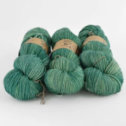 Madelinetosh - Pashmina 41 Madelinetosh - Pashmina -loop knitting store Pashmina Yucca at Loop London