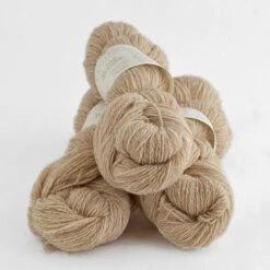 Biches & Bûches - Le Petit Lambswool -loop knitting store Petit 20Lambswool 20Beige 20at 20Loop 20London 1614854200