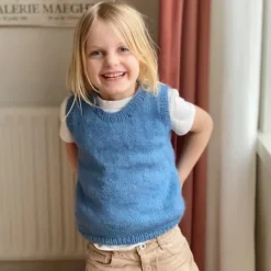 PetiteKnit - Stockholm Slipover Mini -loop knitting store PetiteKnit 20Stockholm 20Slipover 20Mini 20at 20Loop 20London 203 1605528772