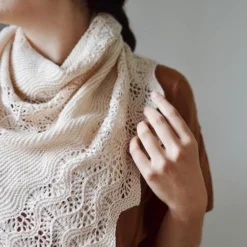 Mandarine's - Plume Shawl 9 Mandarine's - Plume Shawl -loop knitting store Plume 20at 20Loop 20London 205 1583939563