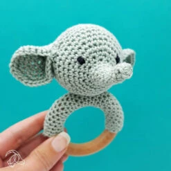 Rattle Elephant Crochet Kit -loop knitting store RammelaarOlifant