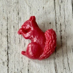 Acorn & Will Squirrel Brooch -loop knitting store Red squirrela t Loop London