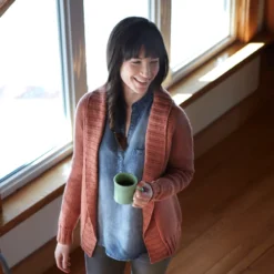 Knitbot - Rosemont Cardigan -loop knitting store RosemontCaridganatLoopLondon