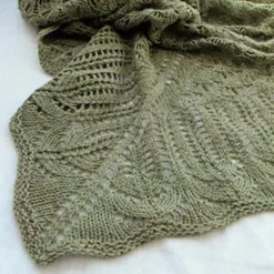 Sassafras Shawl -loop knitting store Sassafras 20Loop 20London 203 20 1520260540
