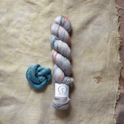 Loop La Bien Aimée Cashmerino Tiny Tassels Kits -loop knitting store ScreenShot2022 01 20at12.02.20