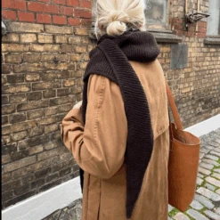 PetiteKnit - Sophie Shawl -loop knitting store ScreenShot2022 11 06at11.03.57