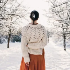 Knit This! - Veronika Lindberg -loop knitting store ScreenShot2023 03 10at16.45.20