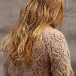 Hydrangea Sweater - CaMaRose 10 Hydrangea Sweater - CaMaRose -loop knitting store Screenshot2024 04 03at15.03.25