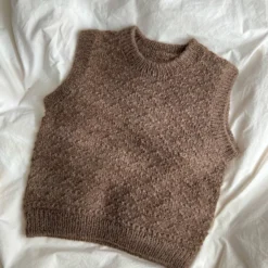 PetiteKnit - Sille Slipover Mini -loop knitting store SilleslipoveratLoopLondon4