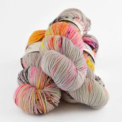 La Bien Aimée Merino Sport 33 La Bien Aimée Merino Sport -loop knitting store Sport Merino Pop Grunge at Loop London