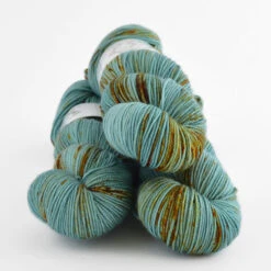 La Bien Aimée Merino Sport 35 La Bien Aimée Merino Sport -loop knitting store Sport Merino Sanho at Loop London