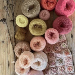 Loop Mehlsen Flower Power Crochet Scarf Kit -loop knitting store SpringFlowerPoweratLoop2