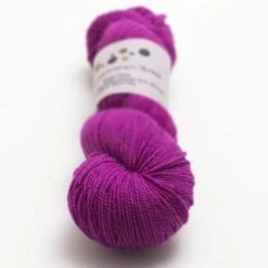 Uncommon Thread Tough Sock -loop knitting store Uncommon 20Thread 20Tough 20Sock 20Les 20Fleurs 20at 20Loop 20London1456480354