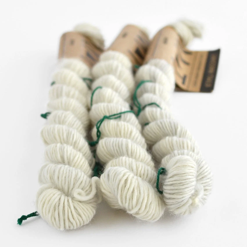 Madelinetosh - Unicorn Tails (mini Skeins) 4 Madelinetosh - Unicorn Tails (mini Skeins) - Image 2