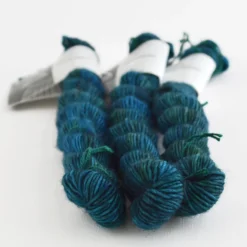 Madelinetosh - Unicorn Tails (mini Skeins) 32 Madelinetosh - Unicorn Tails (mini Skeins) -loop knitting store Unicorn Tails Cousteau at Loop London