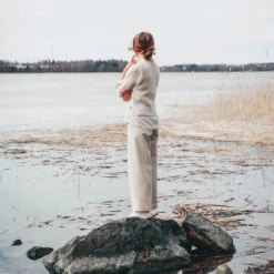 Urban Knit Easy: Easy, Effortless & Modern Knits 21 Urban Knit Easy: Easy, Effortless & Modern Knits -loop knitting store Urbanknitseasyatlooplondon4