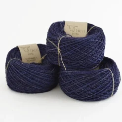 Twirl Ditto | Urubamba | Natural Dyes -loop knitting store Urubamba 20Midnight 20at 20Loop 20London 1551461384
