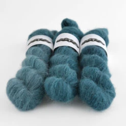 Zakami Fluffy Lace -loop knitting store ZakamiFeofanatLoopLondon