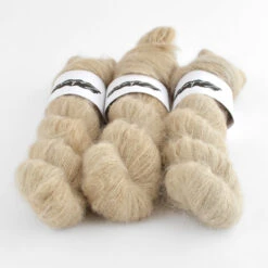 Zakami Fluffy Lace -loop knitting store ZakamiOatmealatLoopLondon