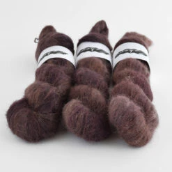 Zakami Fluffy Lace -loop knitting store ZakamiPekoatLoopLondon