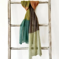 Loop -ITO Osaka Scarf Kit -loop knitting store angelatLoopLondonOsakakit 474f16b0 54f9 4157 9b8f 1fa0a92d889b