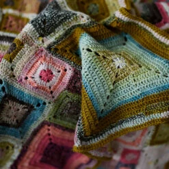 Loop Bomboloni Babette Blanket Kit -loop knitting store bomboloniBabetteblanketatLoopLondon9