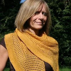 PP - Gold Honeycomb -loop knitting store gold 20honeycomb 20at 20Loop 20London 204 1522065437