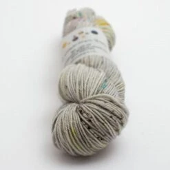 Uncommon Thread BFL Sport/Light DK 28 Uncommon Thread BFL Sport/Light DK -loop knitting store item 17781