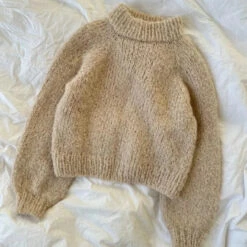 PetiteKnit - Louisiana Sweater -loop knitting store louisianasweaterboucle3 1500x1500 74f5a216 7928 4cda 8847 0a04df19cba7