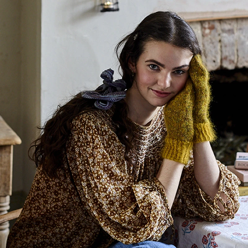 Loop - Stella Mittens Pattern 8 Loop - Stella Mittens Pattern - Image 6