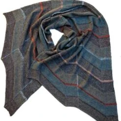 Isager - Tokyo Shawl -loop knitting store tokyo 20shawl 201loop 20london1493729392 jpg