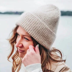 Urban Knit Easy: Easy, Effortless & Modern Knits 30 Urban Knit Easy: Easy, Effortless & Modern Knits -loop knitting store urbanknitseasy13